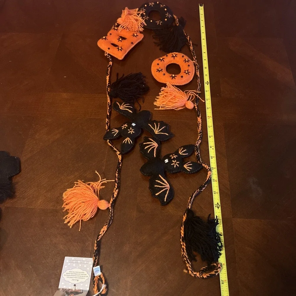 Melange Collection HALLOWEEN GARLAND Boo Bats Wool Handmade‎ In Peru Fair Trade